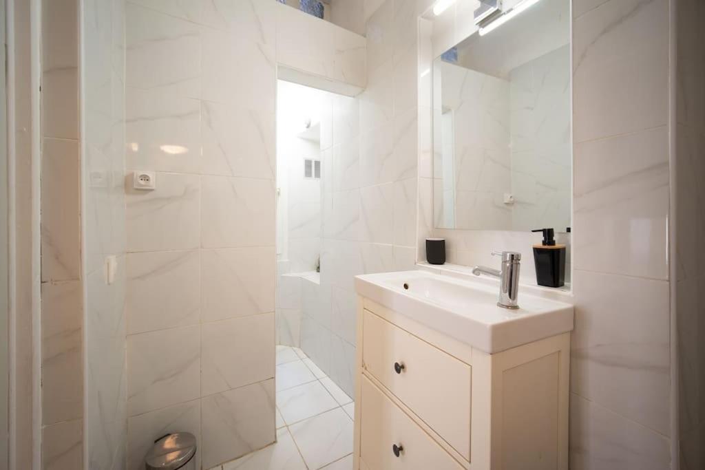 Appartement Tout Equipe Proche De La Plage 2 A 4 Couchages มาร์กเซย ภายนอก รูปภาพ